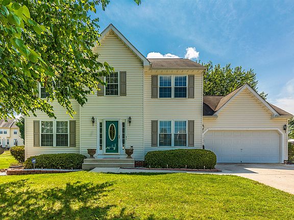 3rd image of 18109 Lyles Dr