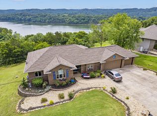 764 Fairsight Rd, Cape Fair, MO 65624