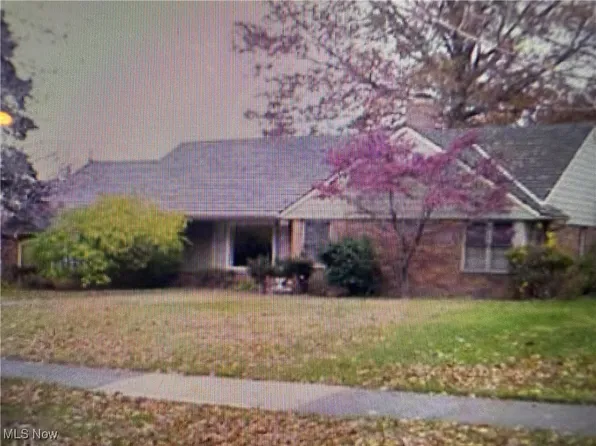 1099 Mount Vernon Blvd, Cleveland Heights, OH 44112
