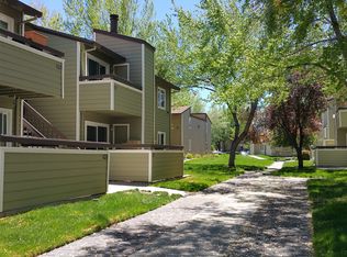 530 E Patriot Blvd APT 275, Reno, NV 89511