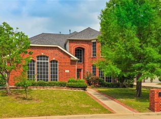 2904 Saint Vincent Dr, Mansfield, TX 76063