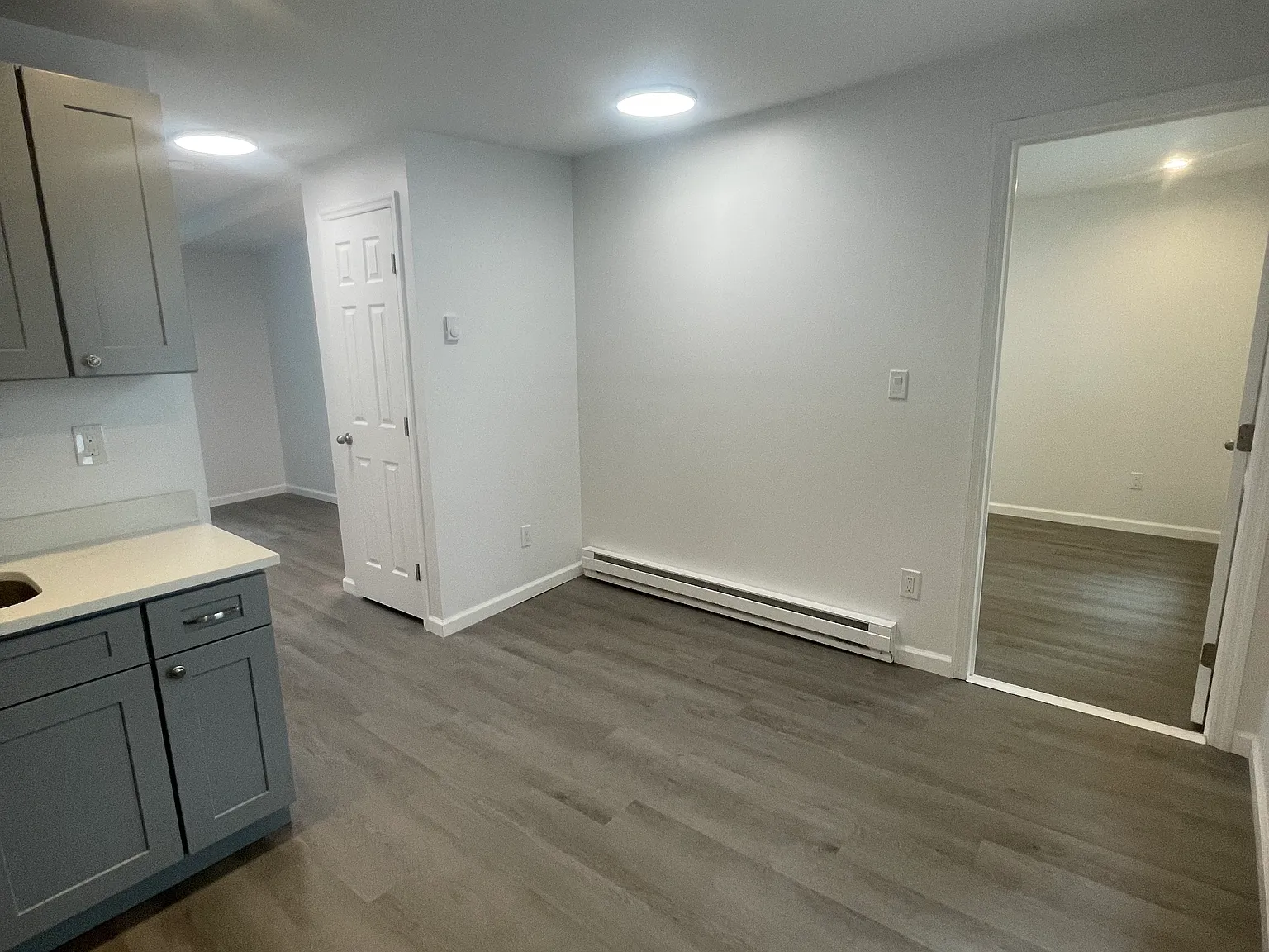 653 Jersey Ave — Photo 3