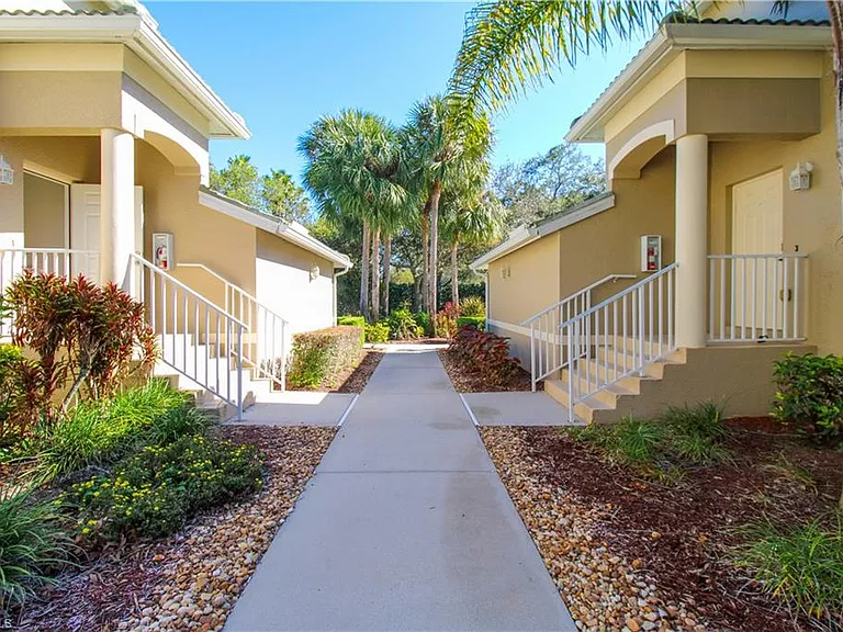 3435 Laurel Greens Ln S #201 — Photo 6