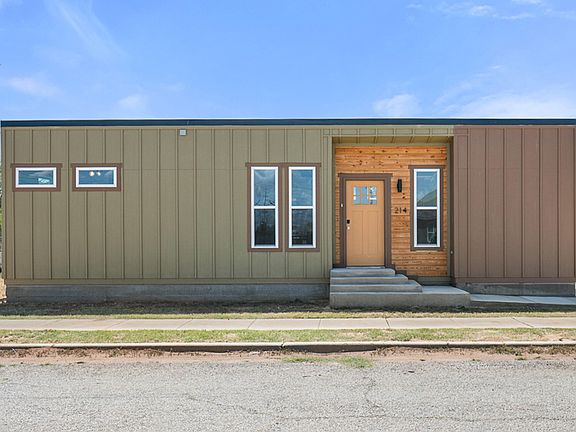 2nd image of 214 Fig Ave