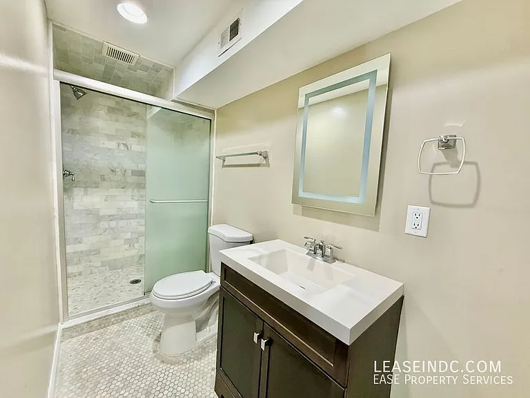 3119 11th St NW #B — Photo 11