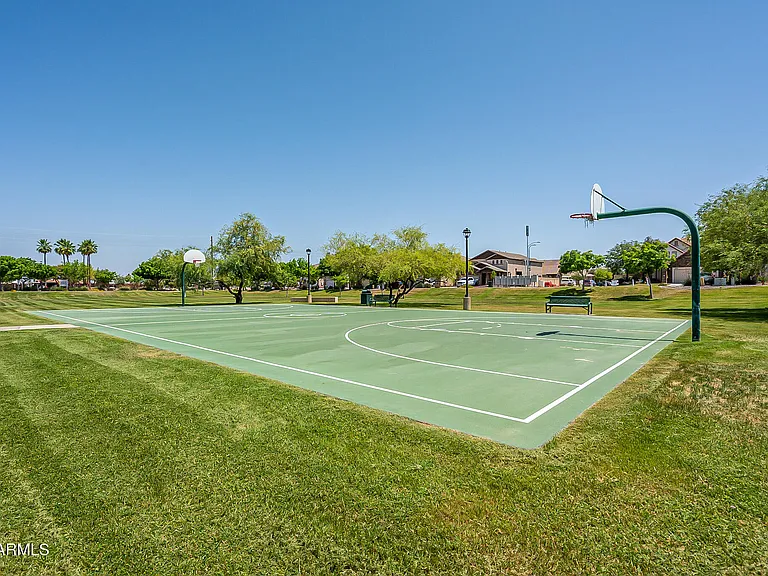 2250 E Wayland Dr — Photo 43