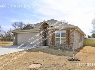 2488 E Timber Oak St, Republic, MO 65738