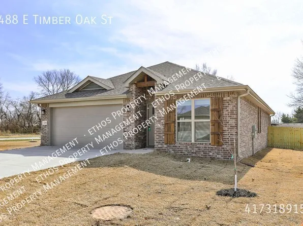 2488 E Timber Oak St, Republic, MO 65738