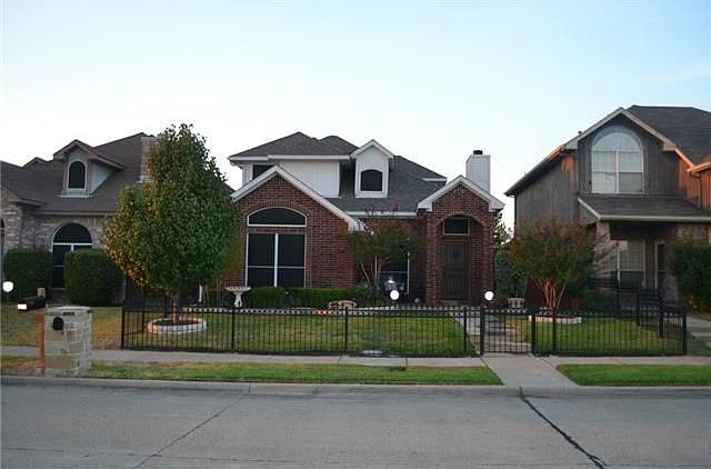 1st image of 2425 Baretta Dr