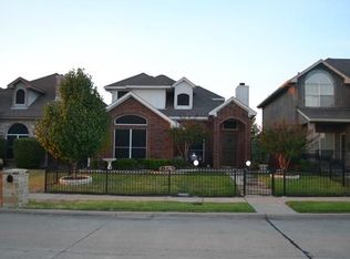 2425 Baretta Dr, Mesquite, TX 75181