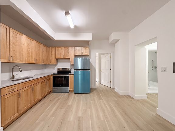 2nd image of 581 W 161st St #1