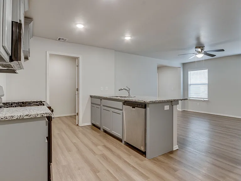 10810 NW 119th Pl — Photo 20