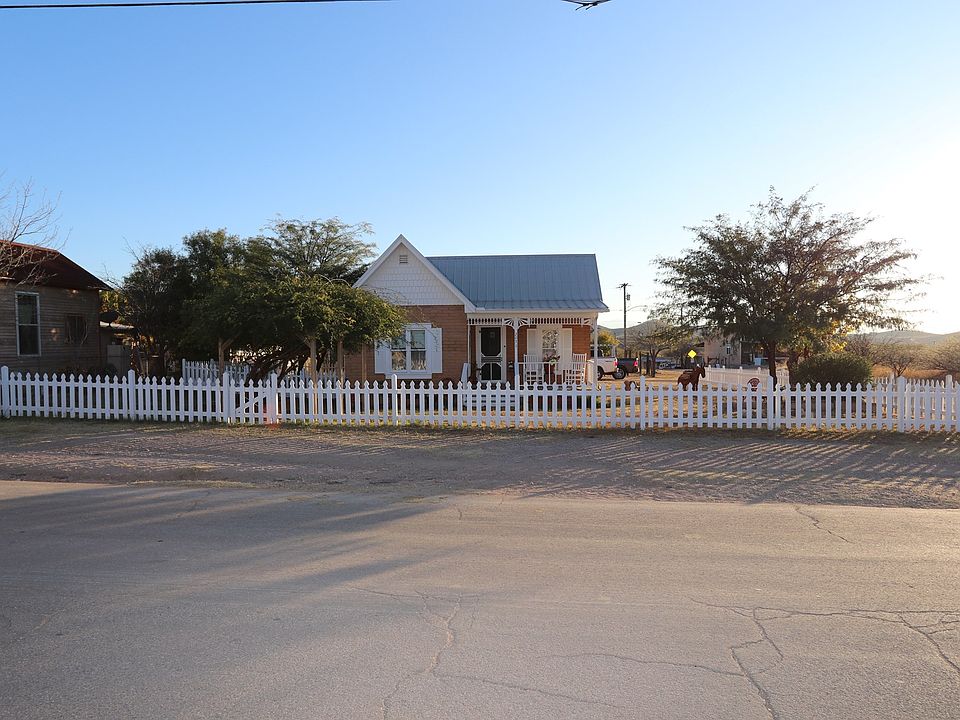 1st image of 203 E Toughnut St