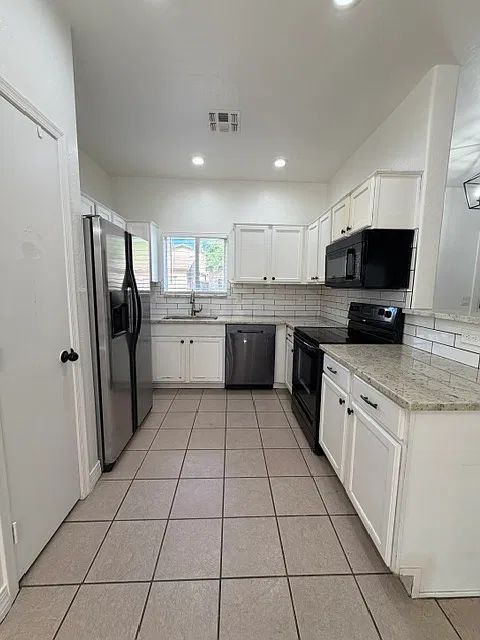 4 bed, 1610 sqft, $2,800 — Photo 4