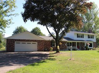 797 Parma Center Rd, Hilton, NY 14468