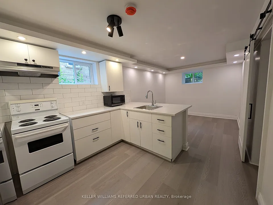 2979 Lawrence Ave E #BASEMENT