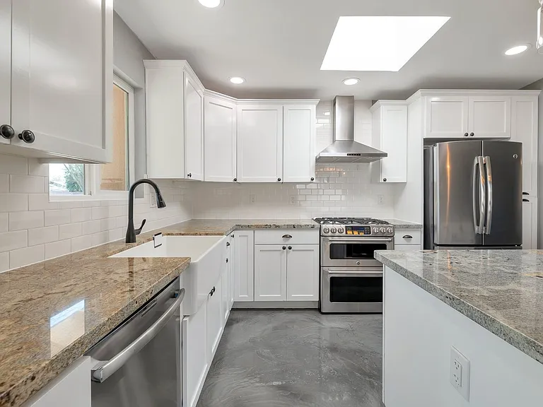 2801 N Granite Reef Rd — Photo 6