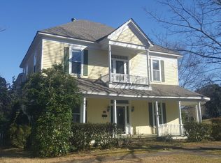 522 S Hickory St, Aberdeen, MS 39730