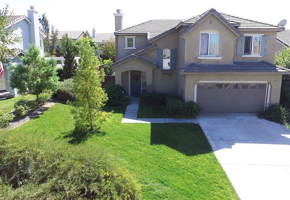 1st image of 30525 N Gate Ln