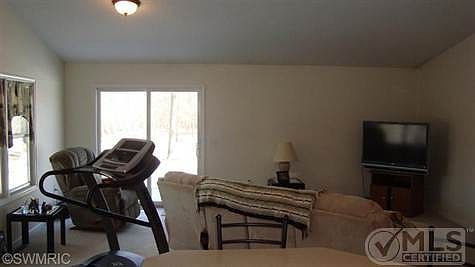 3rd image of 9603 Club House Dr W #592