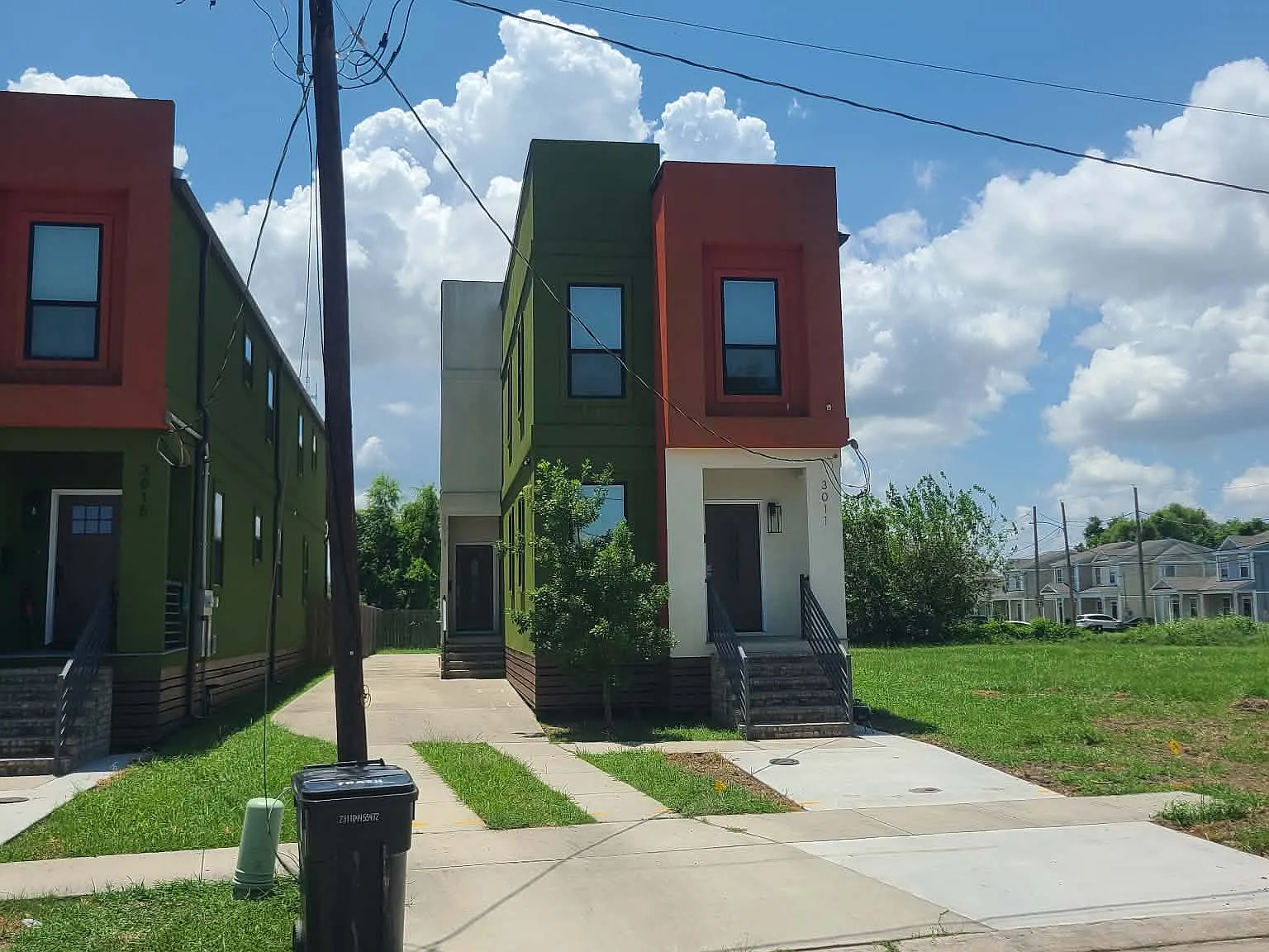 3 bed, 1400 sqft, $1,950 — Photo 2