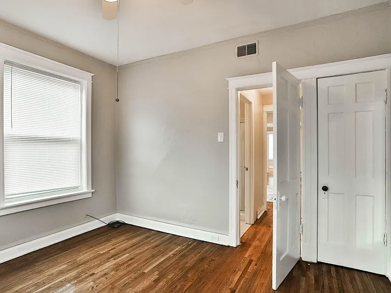 517 Kingsland Ave #1-N — Photo 16