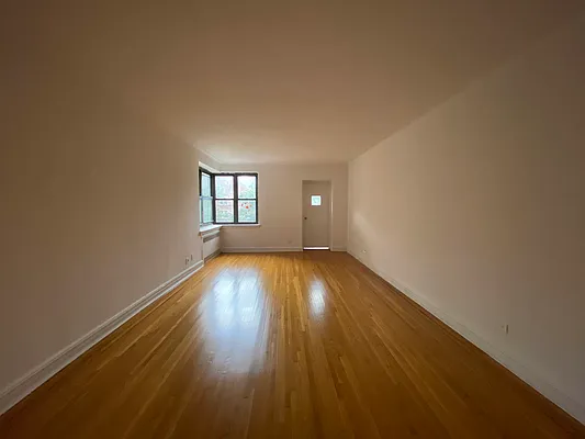 Rented by Lang Realty LLC | media 1