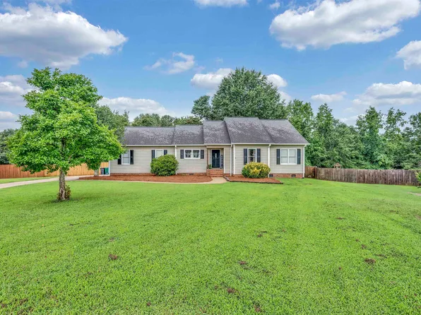 117 Captain Tom Ct, Spartanburg, SC 29306