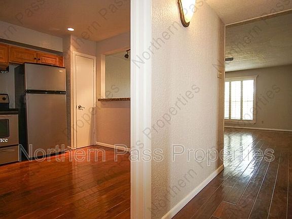 2nd image of 4433 N Stanton St APT 212