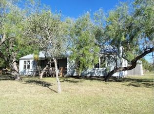 611 E Main St, Bishop, TX 78343