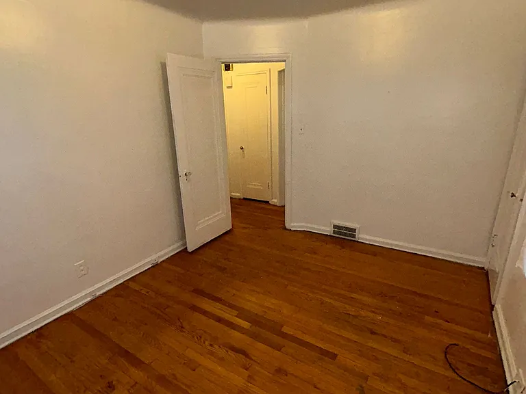 16887 Rutherford St — Photo 13