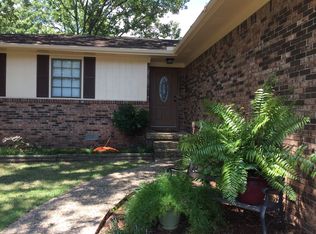 600 Green Oak Dr, N Little Rock, AR 72118