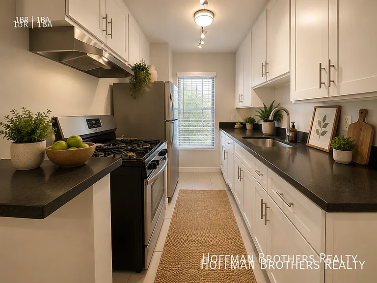 1159 N Curson Ave #2 — Photo 4