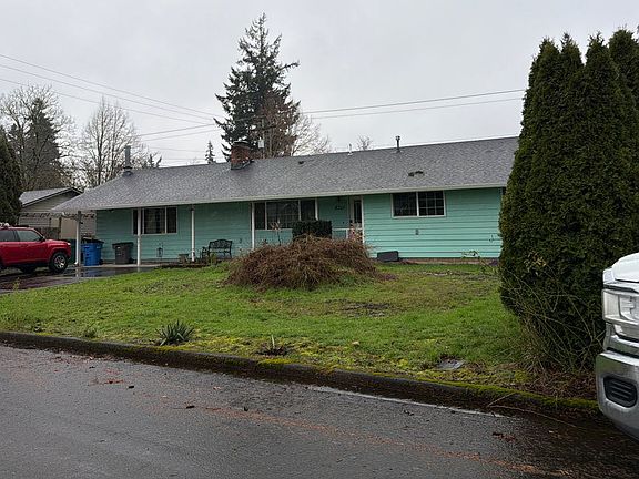 2nd image of 8301 NE Benton Dr