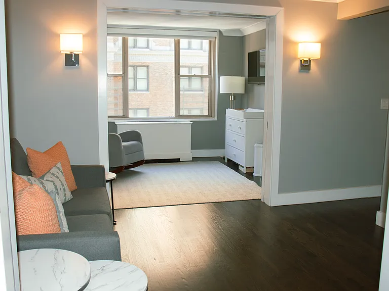 137 E 36th St #10GH — Photo 6