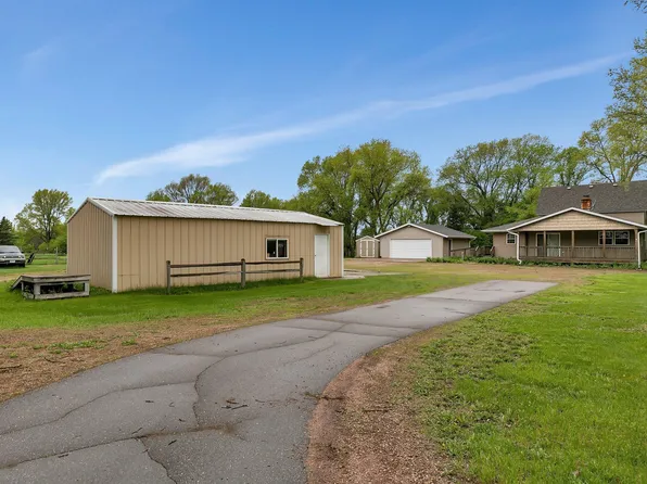 10085 River Rd SE, Clear Lake, MN 55319