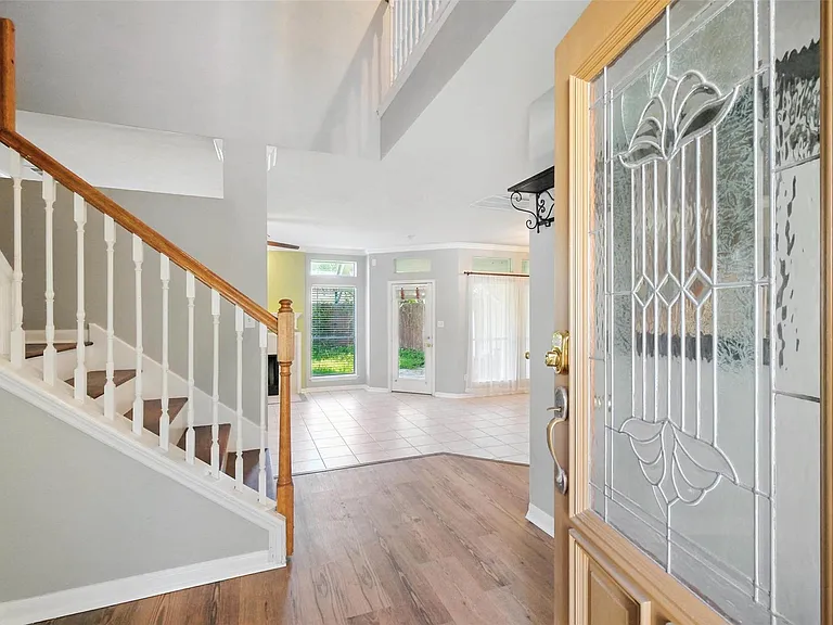 10222 Thornmont Ln — Photo 24