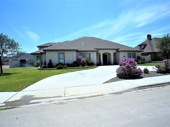 2nd image of 22 La Campana Dr