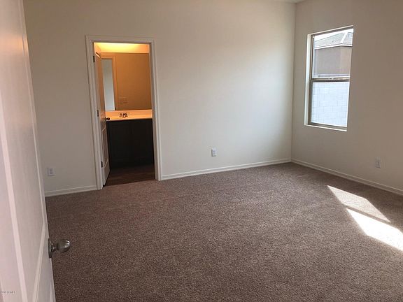 5th image of 20223 W Woodlands Ave