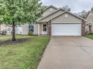 521 N Downing Ave, Dewey, OK 74029