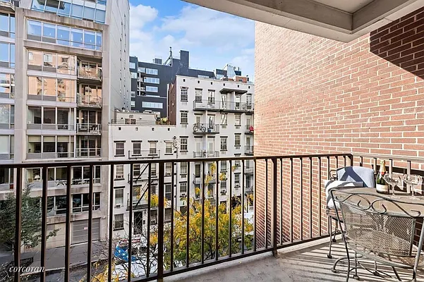 Rented by Corcoran | media 19