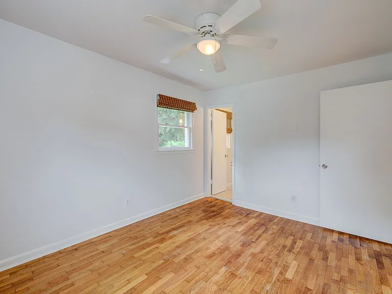 5422 Ridgewood Heights Dr — Photo 23