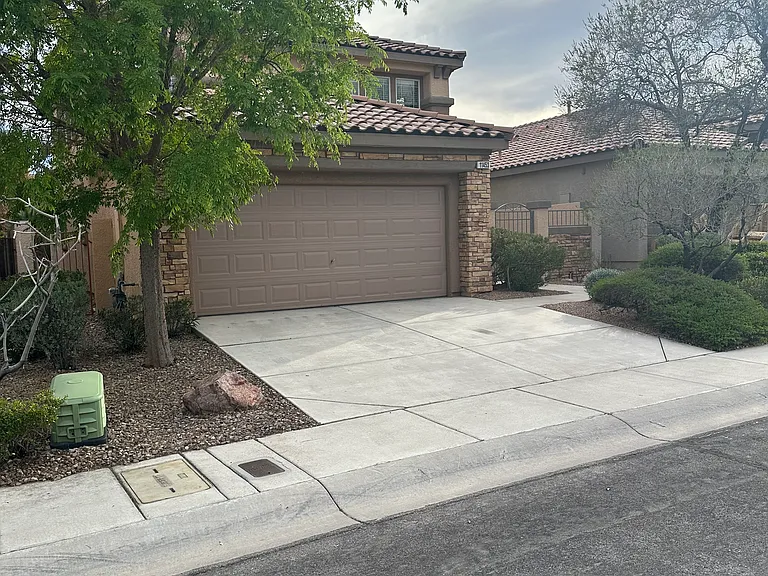 11453 Diveley Ave — Photo 4