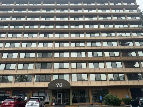 70 Southbridge St Unit 713, Worcester, MA 01608