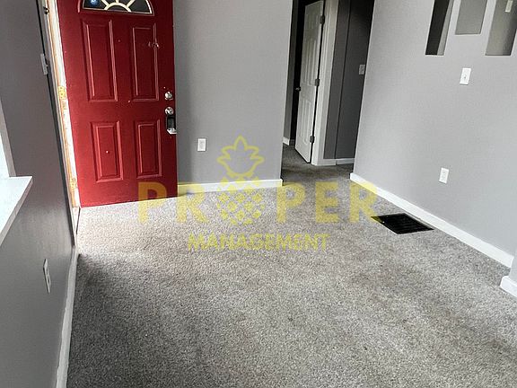 4th image of 2227 Kensington Dr