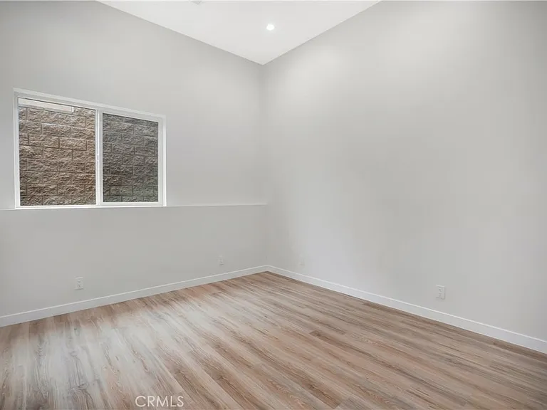 12511 Haleh Ln — Photo 17