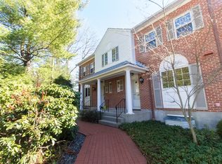 5 Eliot St, Chestnut Hill, MA 02467