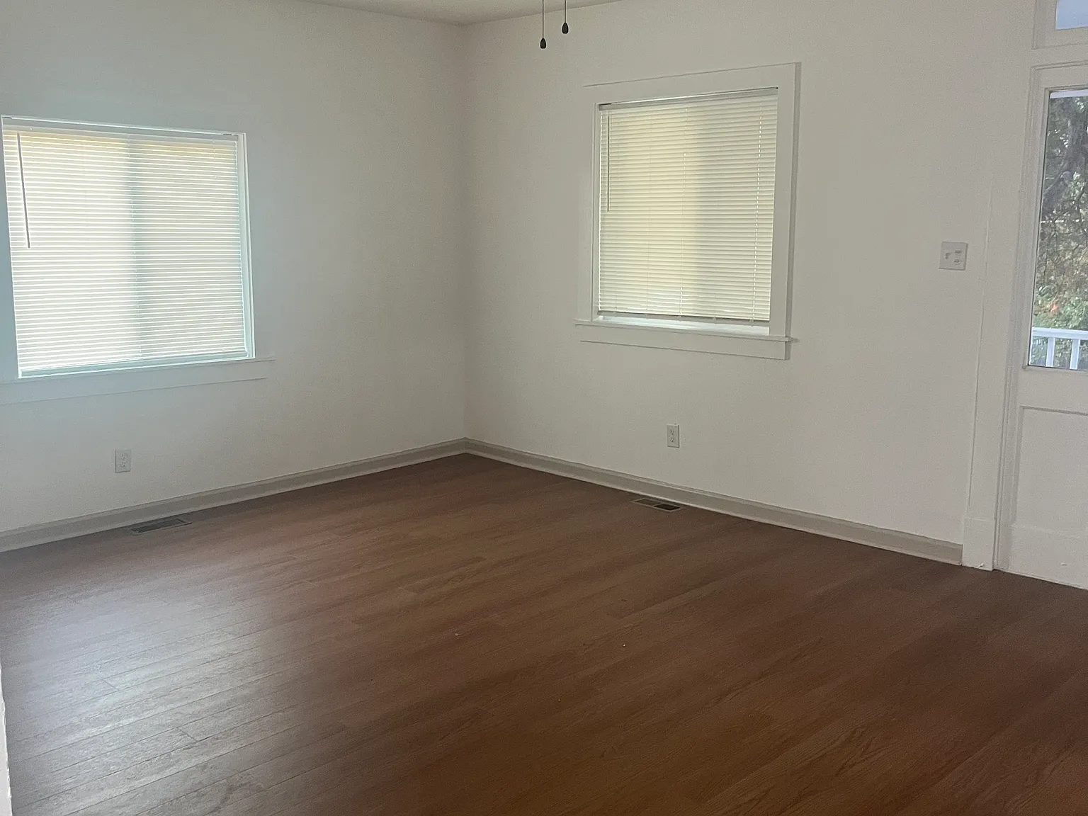 4 bed, 1331 sqft, $2,150 — Photo 4