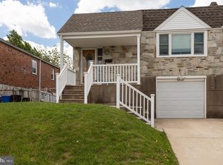 9822 Clark St, Philadelphia, PA 19115