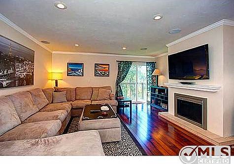4th image of 2395 Beryl St